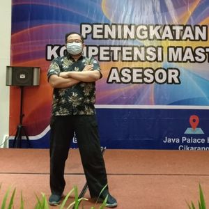 staff-kap-bs-3